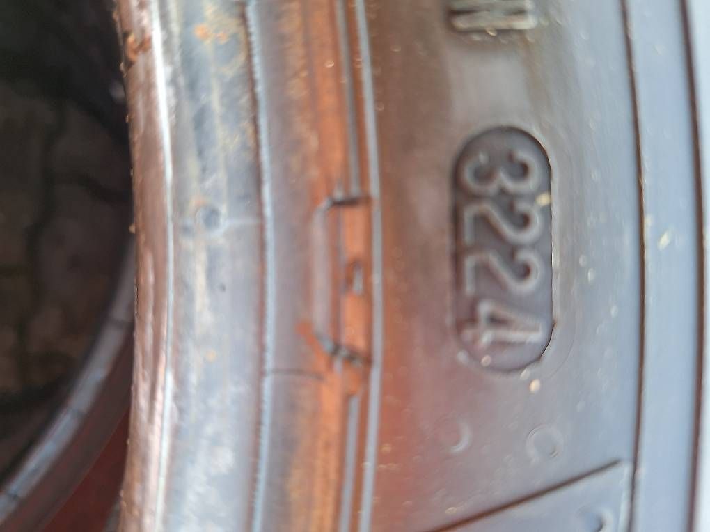 Pneus & Roues: Pneues 195-70-R15C – D'occasion à Uetendorf par Albi125 1