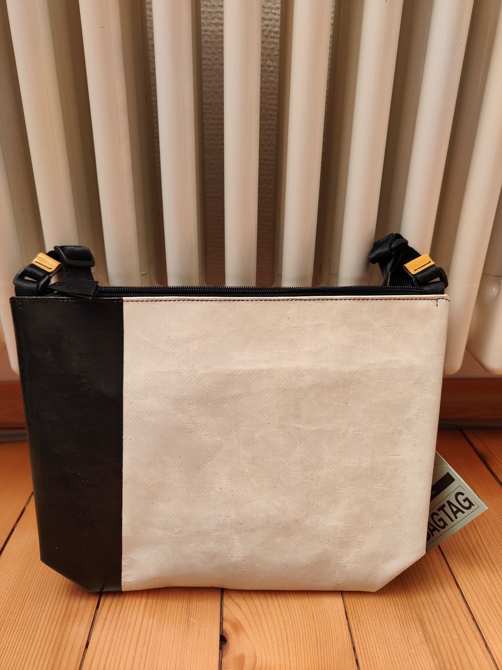 Freitag Borse: Freitagtasche Lou F553 – Nuovo (secondo la descrizione) da Winterthur venduto da 1rainbow54 1