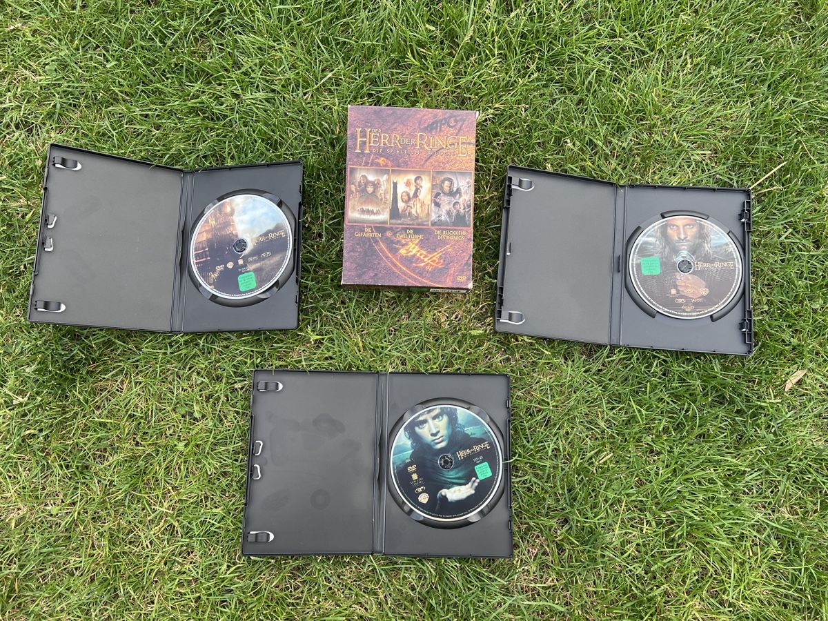 Tutti i DVDs: DVD Herr der Ringe – Usato da Steckborn venduto da Holiday66 1