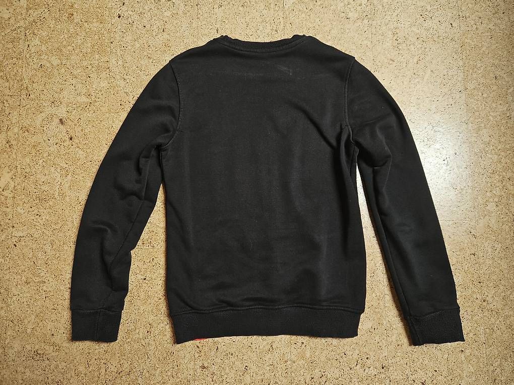 Pulls & Sweat-shirts: Ukraine Pullover Gr. S – D'occasion à Worb par jun_fj8w 1