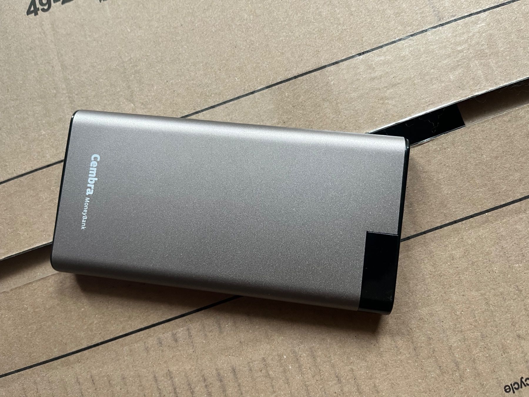 Batterie: Gebrauchte Powerbank mit USB-Anschlüssen – Usato da Lenzburg venduto da r_mendes