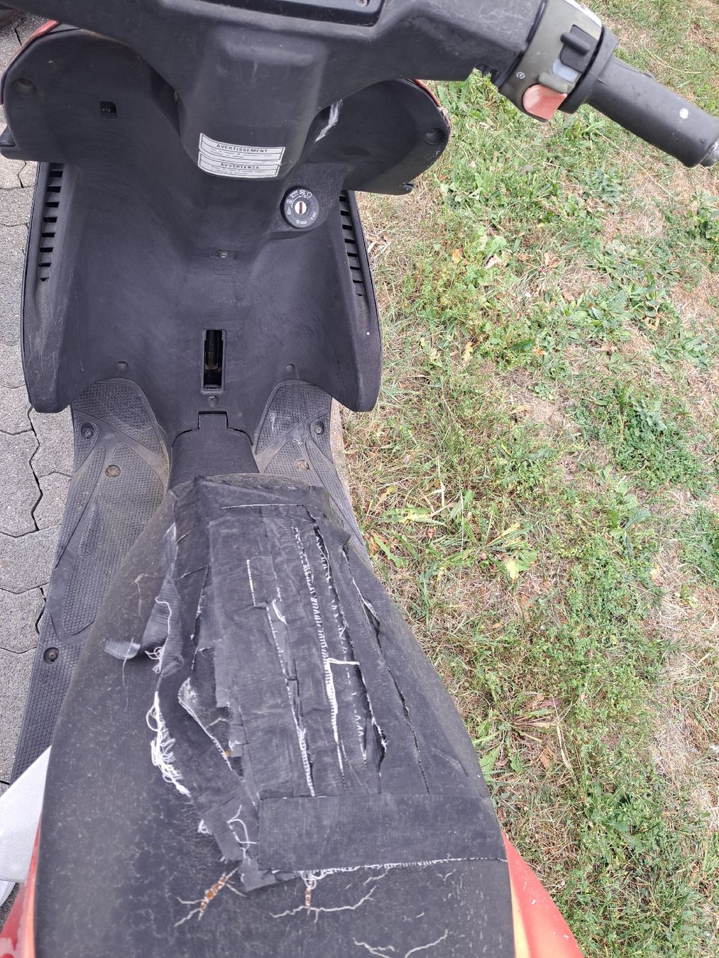 MBK Scooters: Scooter MBK Nitro 49cm3 – Defekt aus Fribourg von frozzen-water 7