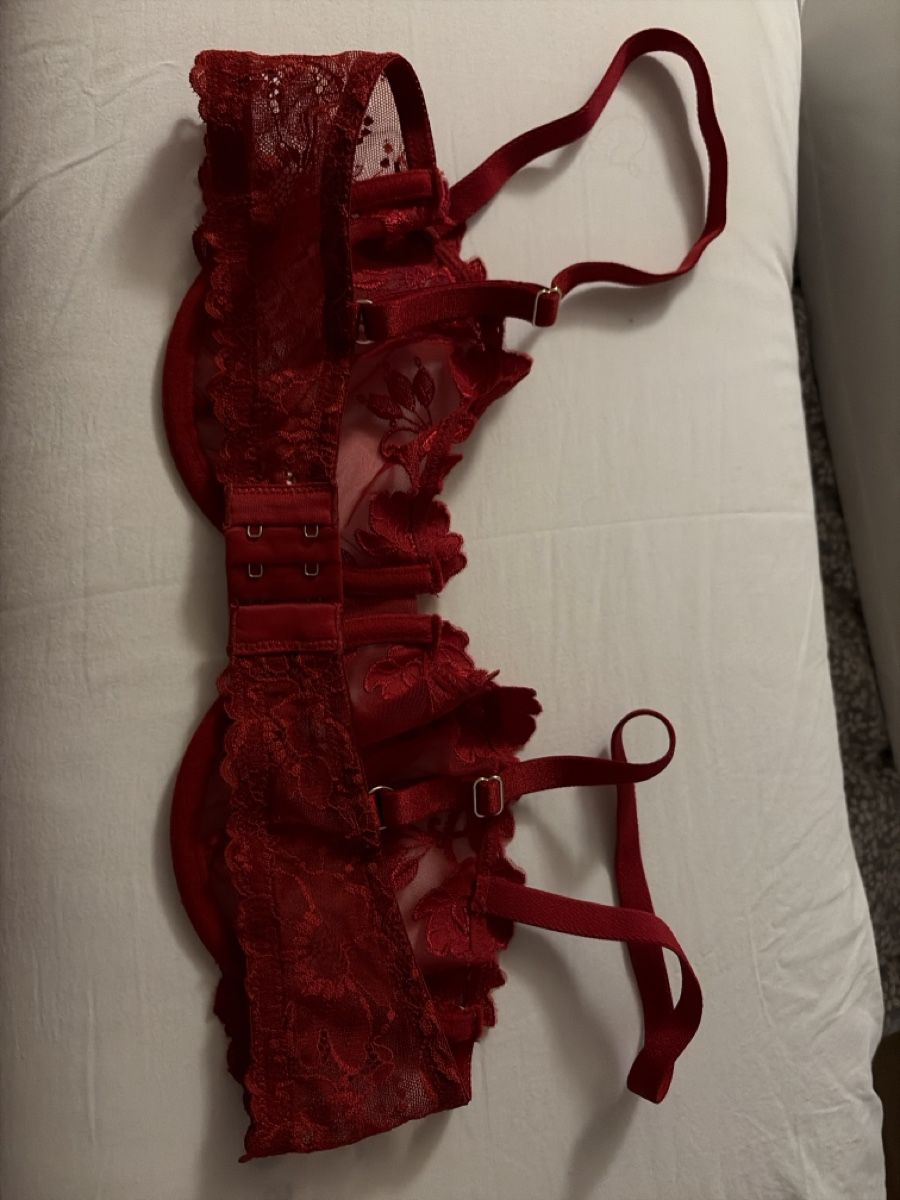 Etam Autres dessous: Ensemble lingerie ETAM – Neuf (Voir description) à Montpreveyres par hae_zk6g 1