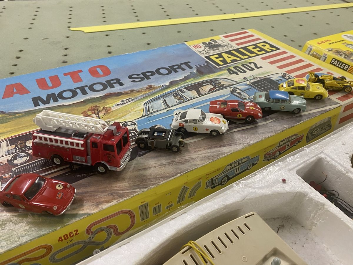 Faller Modellini di ferrovie: FALLER 4002 AUTO MOTOR SPORT – Difettoso da Wilen b. Wil venduto da Ku_26 4