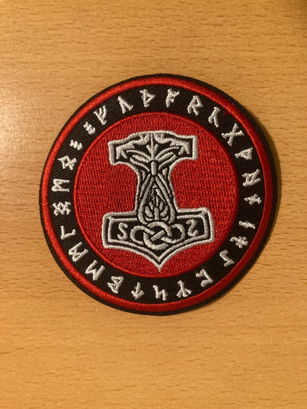 Toppe: Viking Thor Mjolnir Patch Sticker Aufnäher – Nuovo (secondo la descrizione) da Horn venduto da abutre72
