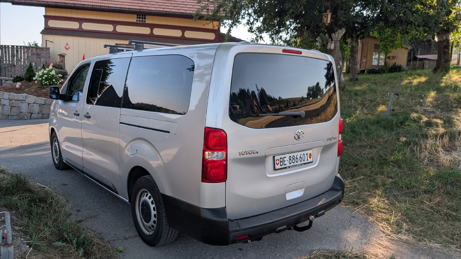 Toyota Automobili: Toyota Proace 9 Plätzer – Usato da Sumiswald venduto da Danmara 2