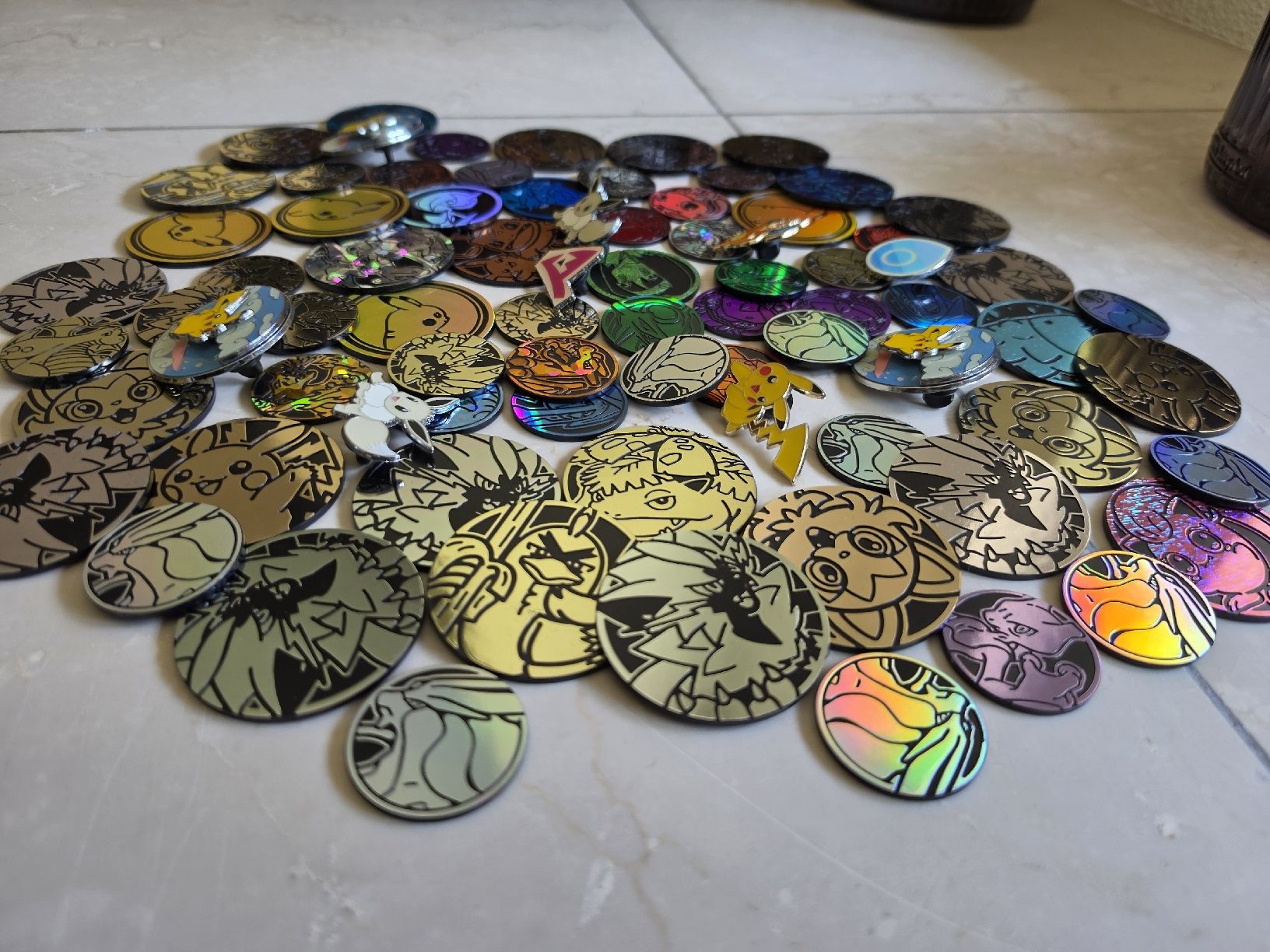 Spille & Fermagli: Pokemon Coins & Pins – Usato da Wallisellen venduto da BaronesseLea 1