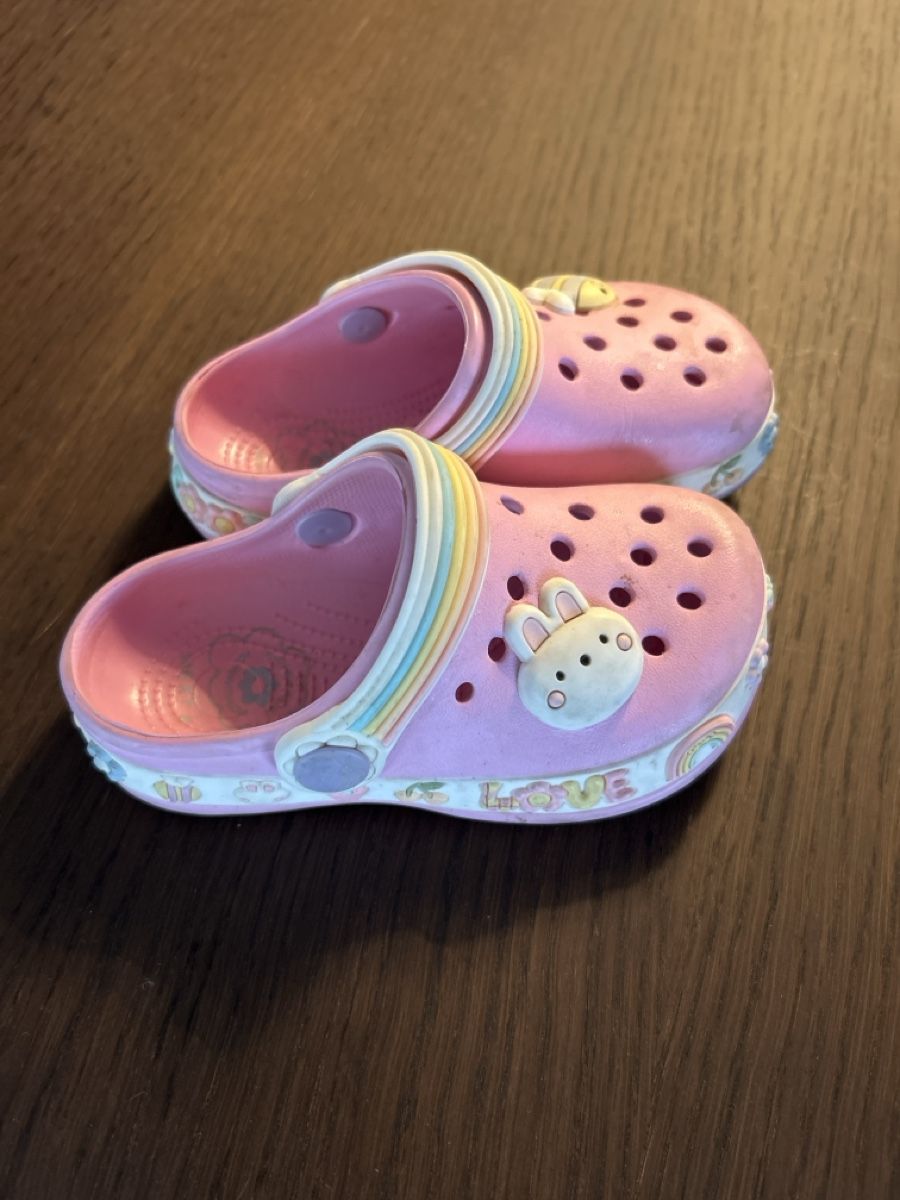 Next Scarpe per ragazze: Badeschuhe / Clogs Next Gr 25 – Usato da Rifferswil venduto da nahug 2