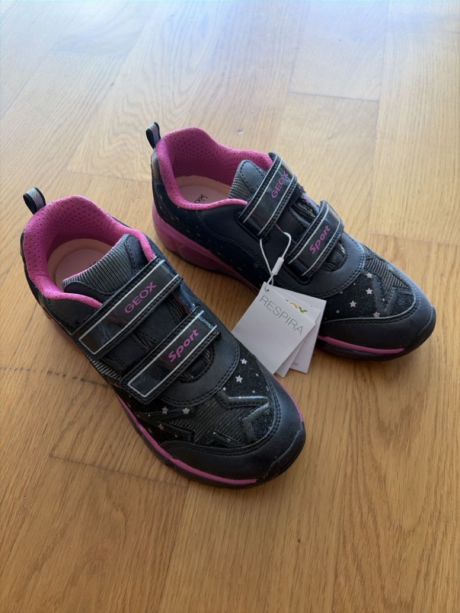 Geox Scarpe per ragazze: Geox gr.36 – Nuovo (secondo la descrizione) da Andhausen venduto da bgy_y6xl 4