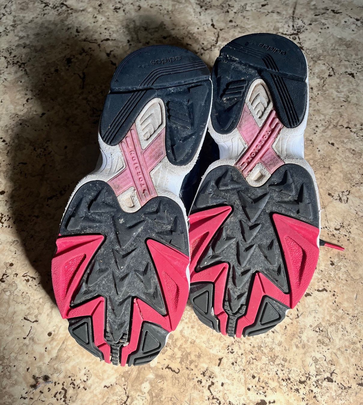 Adidas Scarpe da uomo: Adidas Turnschuhe grau rosa Grösse 6 – Usato da Laufen venduto da eichhorn15 2
