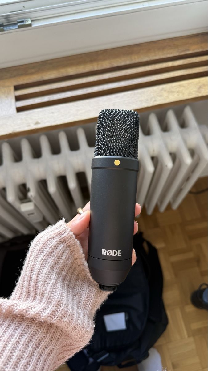 Røde Mikrofone: RØDE NT1 Mikrofon inkl. Arm, Popfilter & Spinne – Neu (gemäss Beschreibung) aus Solothurn von MariMoon17 1