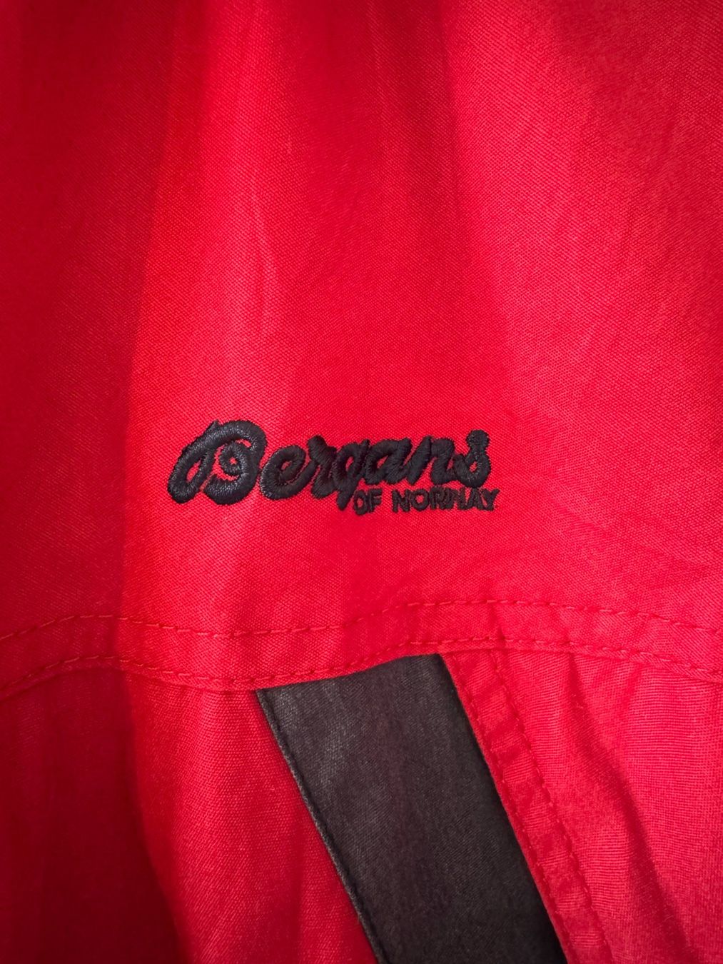 Bergans Giacche: Bergans jacket vintage men size L – Usato da Neuchâtel venduto da _Easy_to_Find_ 3