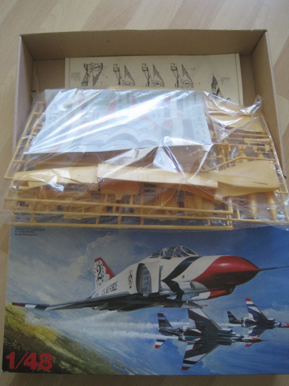 Kit di modellismo & Modellini statici: F 4 E Phantom Thunderbirds  ESCI 1 Auflage 1981 Bausatz 1/48 – Nuovo e nell'imballaggio originale da Gossau SG venduto da Noryflory 1