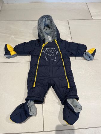 Winterkombi 62 cm – Neugeborene mit Hand- und Fußabdeckungen