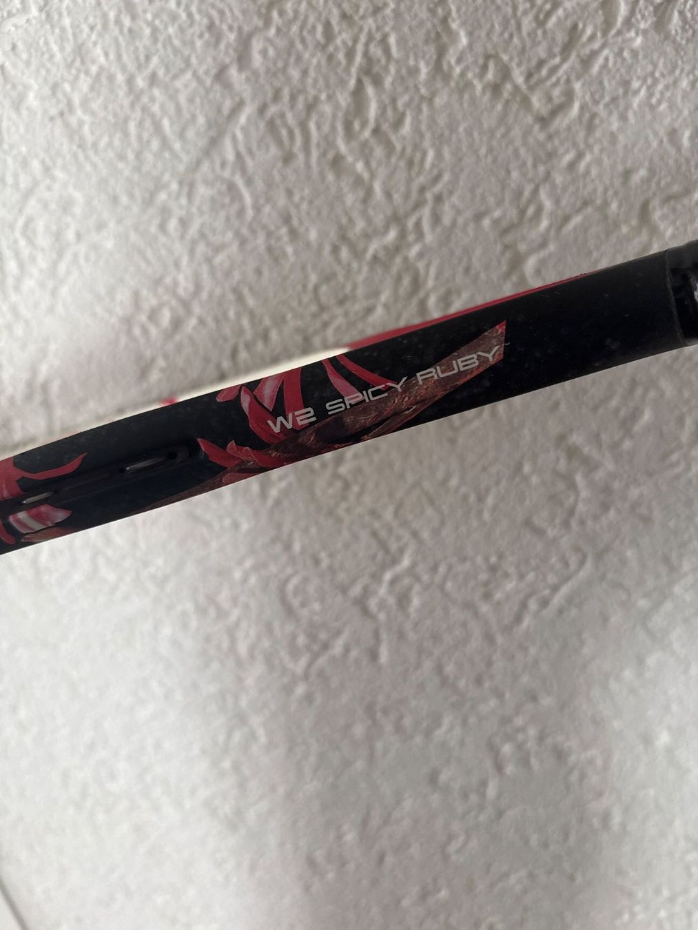 Wilson Raquettes: Wilson W2 Spicy Ruby Tennisschläger – D'occasion à Thalwil par vernasm 2