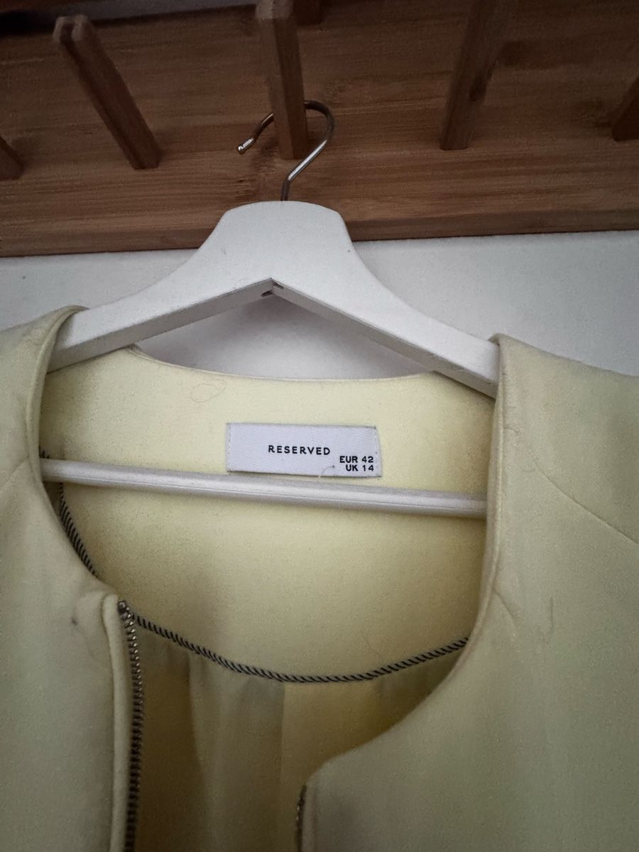 Cappotti: Mantel RESERVED Gr. 42 – Usato da Emmenbrücke venduto da j_16 1