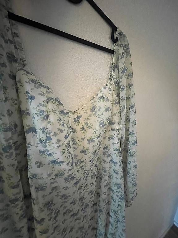 Vestiti: Kleid – Usato da Düdingen venduto da sahli89 1
