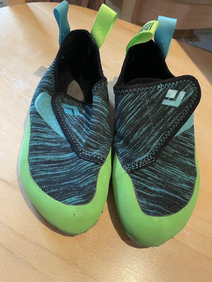 Black Diamond Scarpe per ragazzi: Kletterschuhe, Kletterfinken Kinder,Grösse 35 – Usato da Braunau venduto da Caeciliaz83