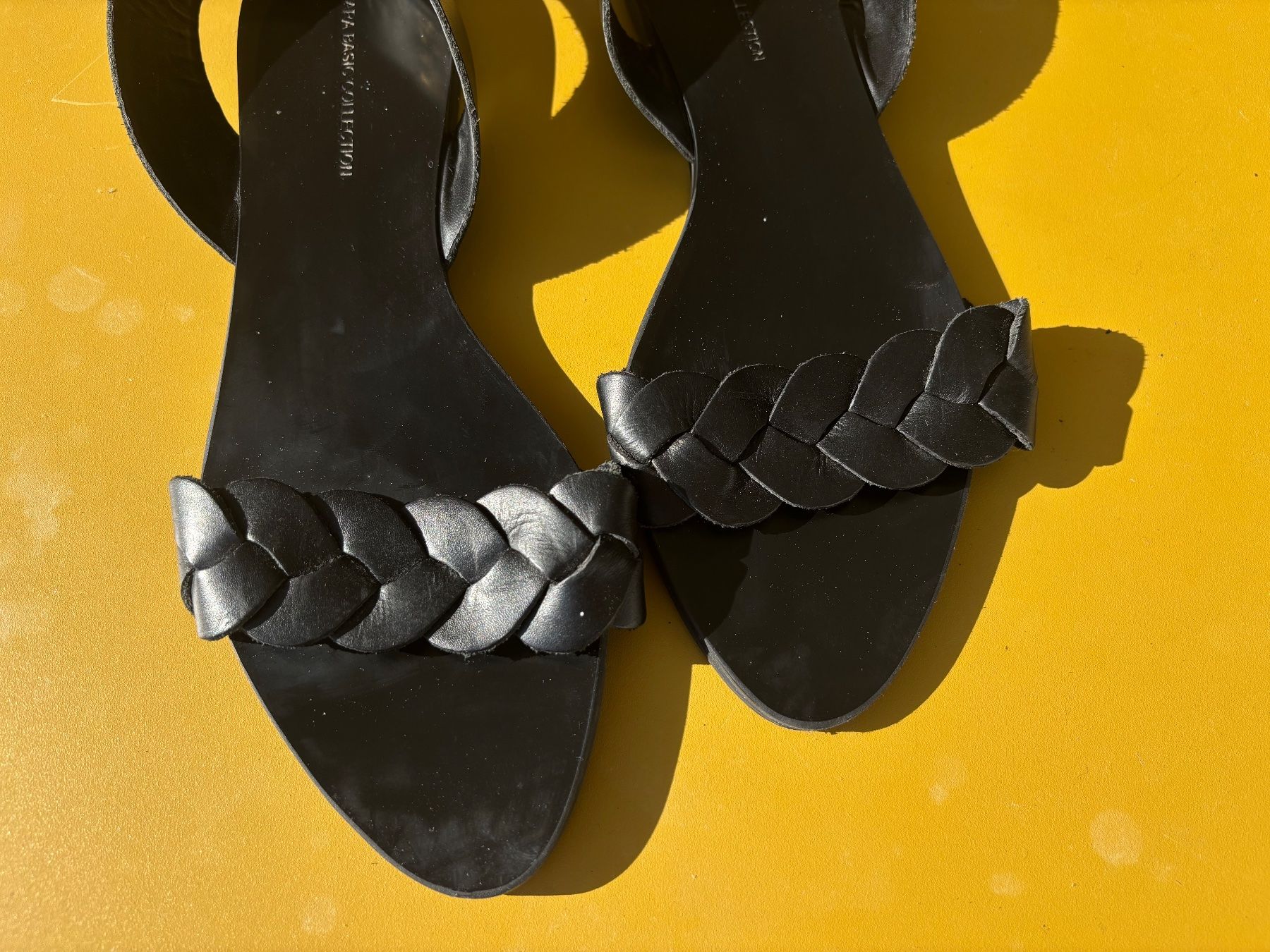 Zara Scarpe da donna: ZARA schwarze Sandale Gr. 38 – Usato da Zürich venduto da missmodernage 1