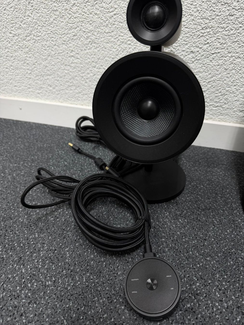 Razer Lautsprecher: RAZER NOMMO PRO GAMING LAUTSPRECHERSET – Gebraucht aus Hünenberg von loaditAG 2
