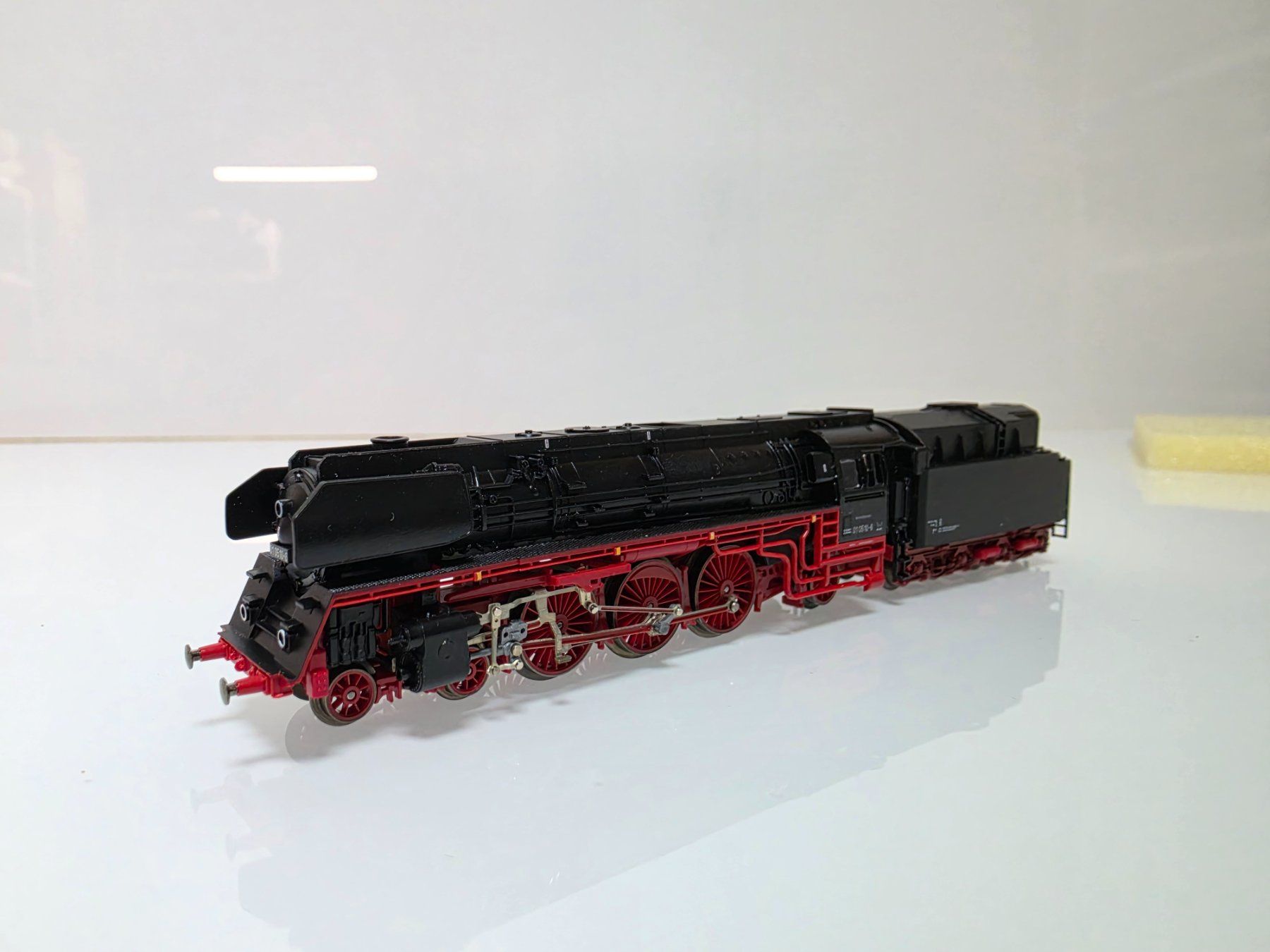 Trix Modellini di ferrovie: Minitrix DB Damplflok BR01 12705 Spur N – Nuovo e nell'imballaggio originale da Neuenhof venduto da ludovicco 3