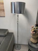 Stehlampe Silber-Look mit Glaskugeln, Top Zustand!