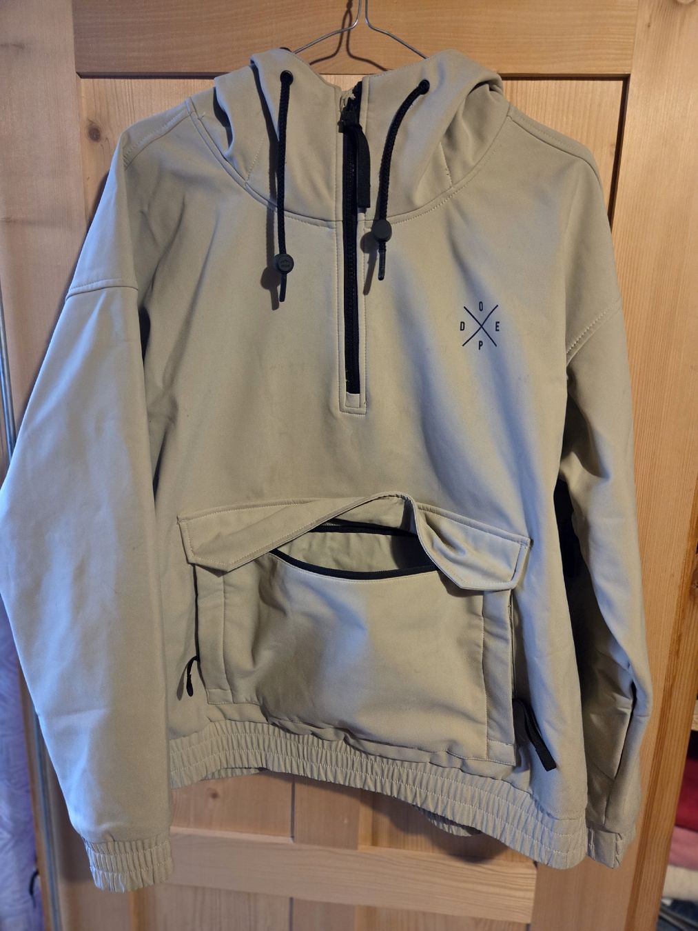 Dope Giacche: Veyte Dope Snow neuve M – Nuovo (secondo la descrizione) da Les Mosses venduto da EKKEN 1