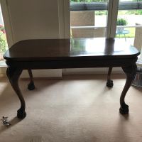 70 Jahre alter Salontisch