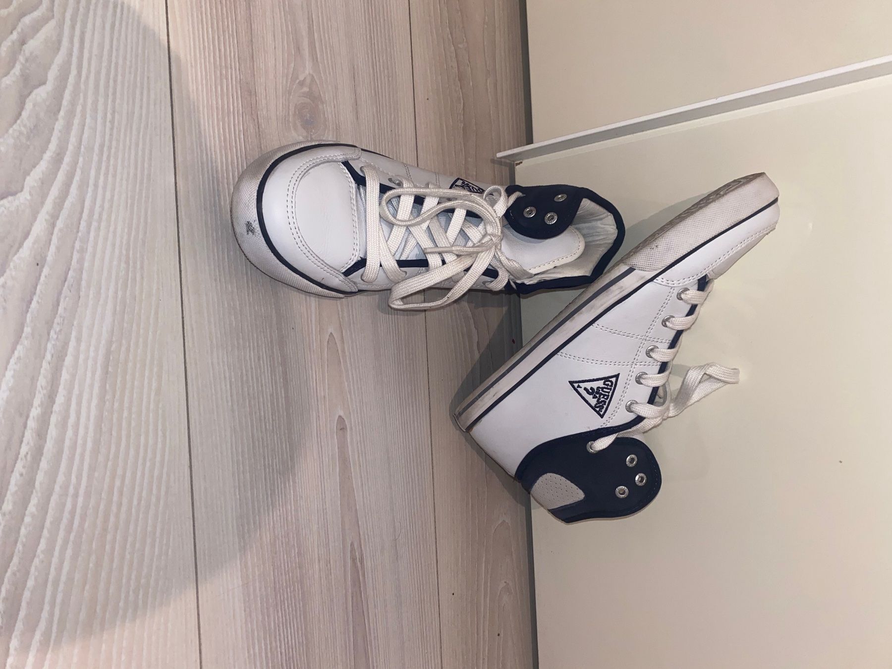 Guess Scarpe da uomo: Guess Schuhe – Usato da Selzach venduto da Mperformance83 3