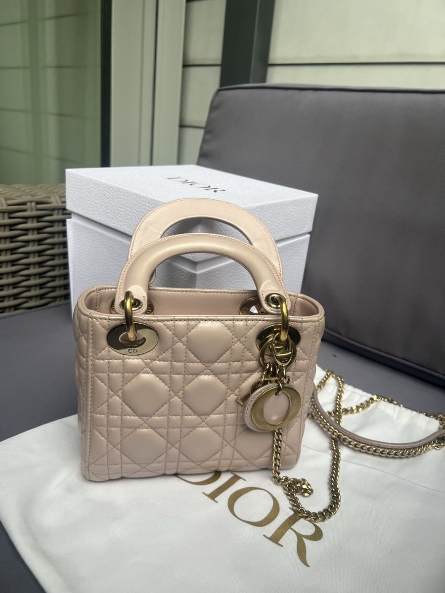 Dior Borse da donna: Authentic Christian Dior Mini Lady Dior Bag - Pristine! – Usato da Zürich venduto da jia_57tp
