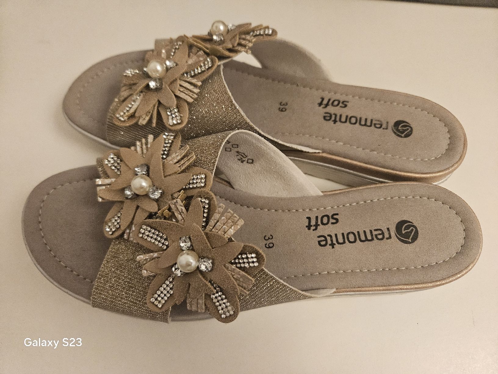 Scarpe da donna: Remonte Soft Pantoletten - 39 – Usato da Bünzen venduto da Milly32 4