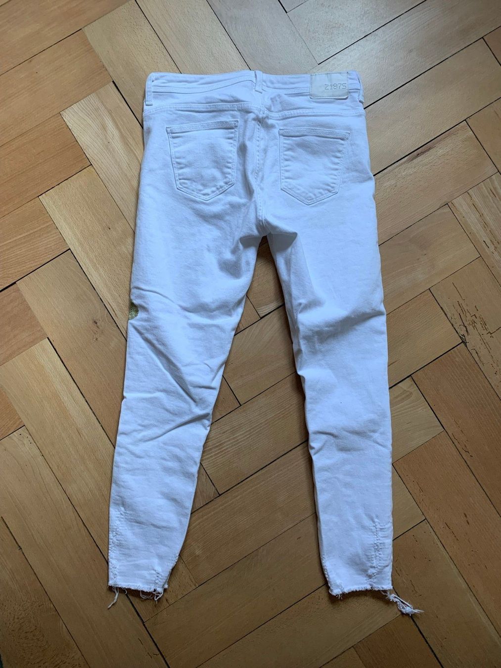 Zara Jeans: ZARA - Jeans weiss 40 – D'occasion à Zürich par Diazaio 2