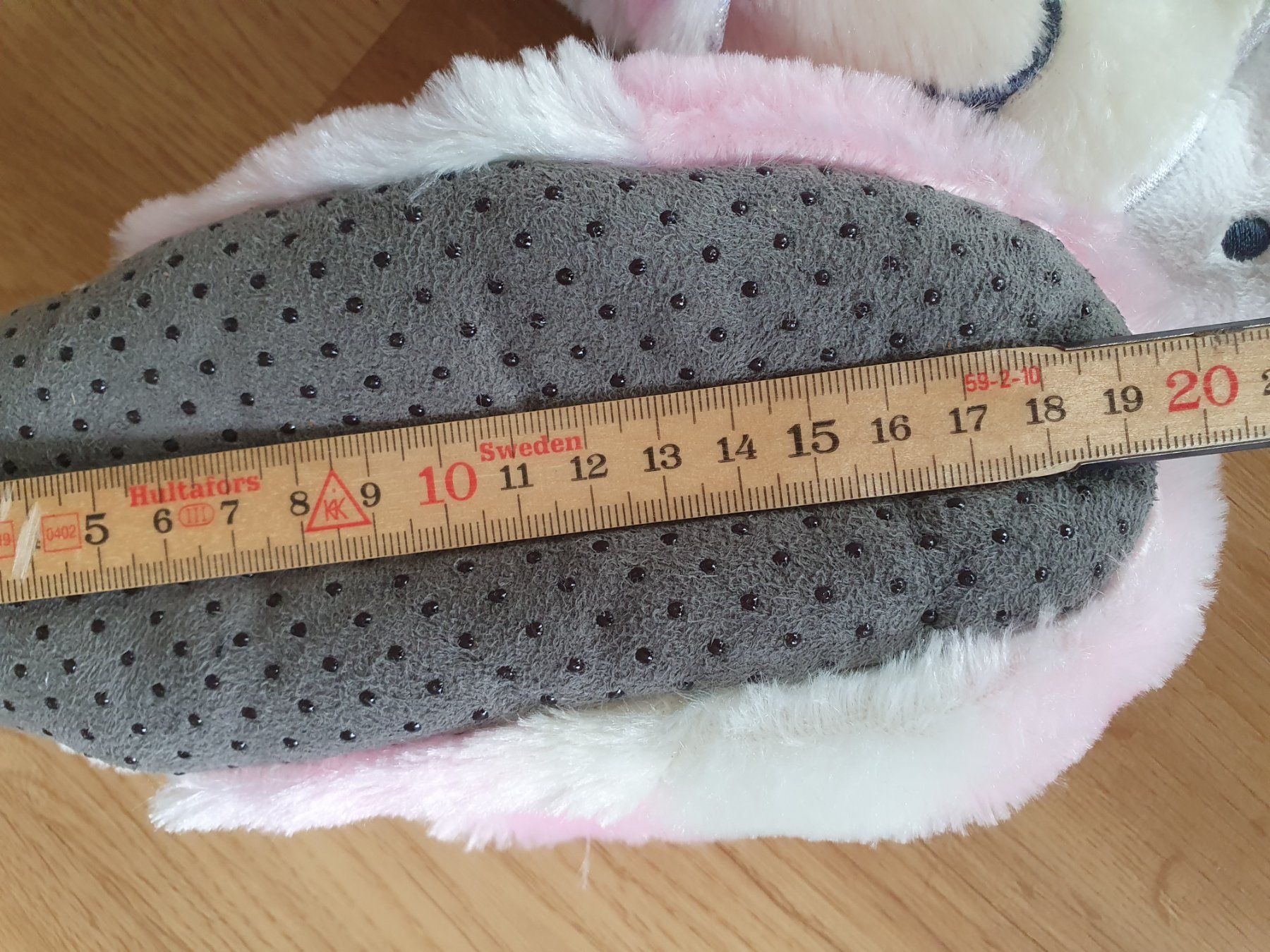 Scarpe per ragazze: Kuschel Hausschuhe Einhorn Gr. 30 / 31 – Nuovo (secondo la descrizione) da Heinrichswil venduto da frankie19860 1