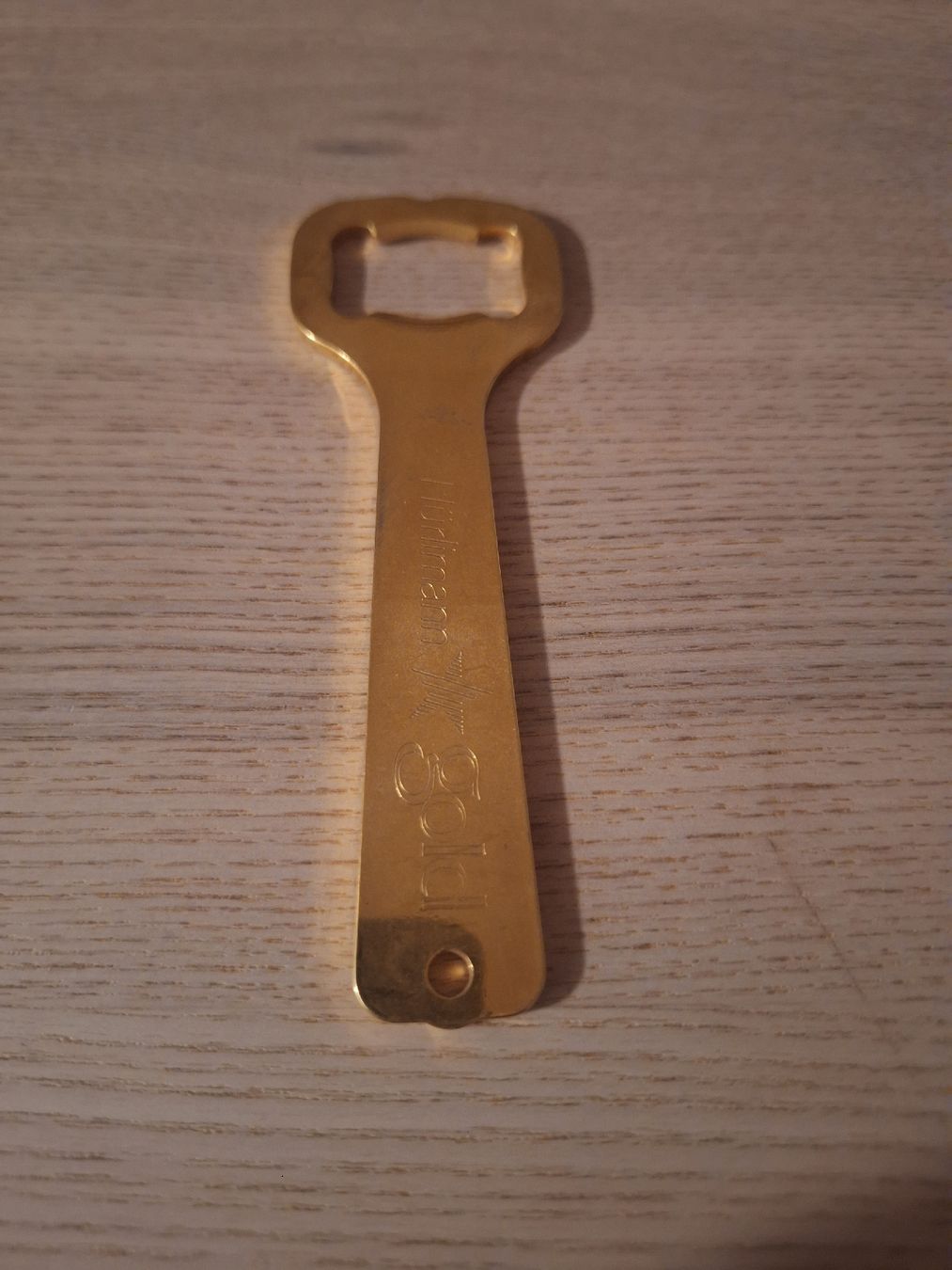 Alle Werkzeuge: Flaschenöffner Hurlimann Gold Bier – Gebraucht aus Schaffhausen von RicardoSchaffhausen