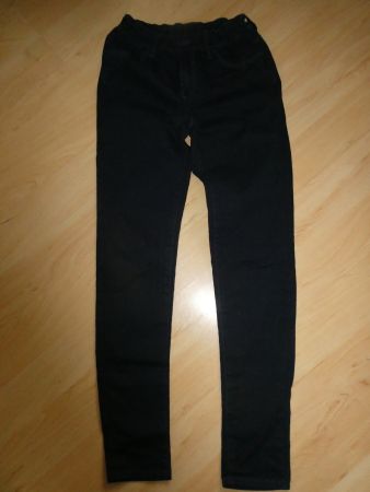Jeans dunkelblau Gr. 176