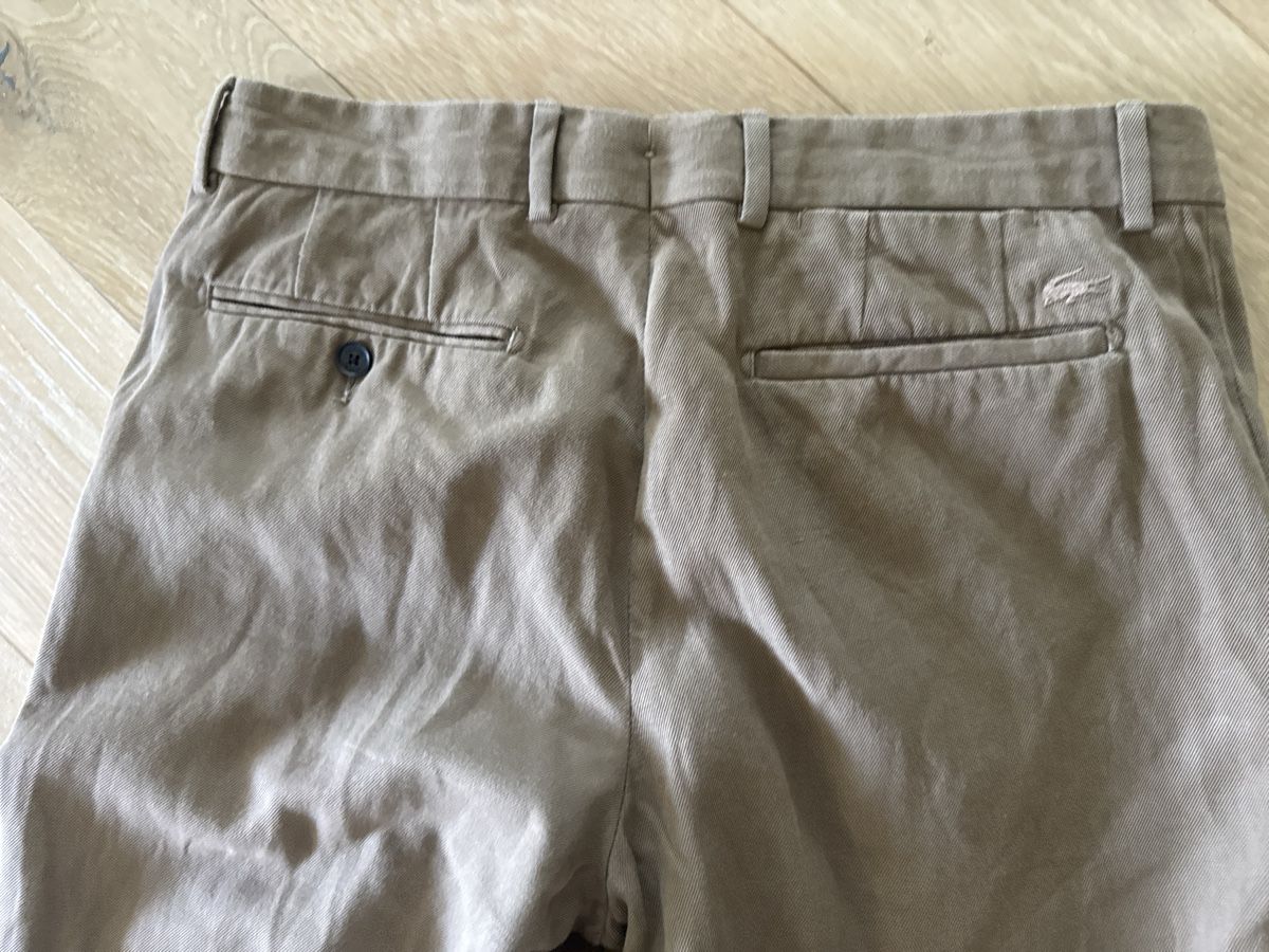 Lacoste Pantaloni: Lacoste Herrenhose braun – Usato da Nürensdorf venduto da Hlen 2