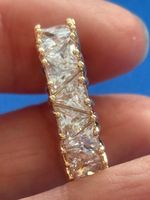 Luxus Elegante Ring Memoire Zirkonia 18/8 Farbe:Gold/weiss