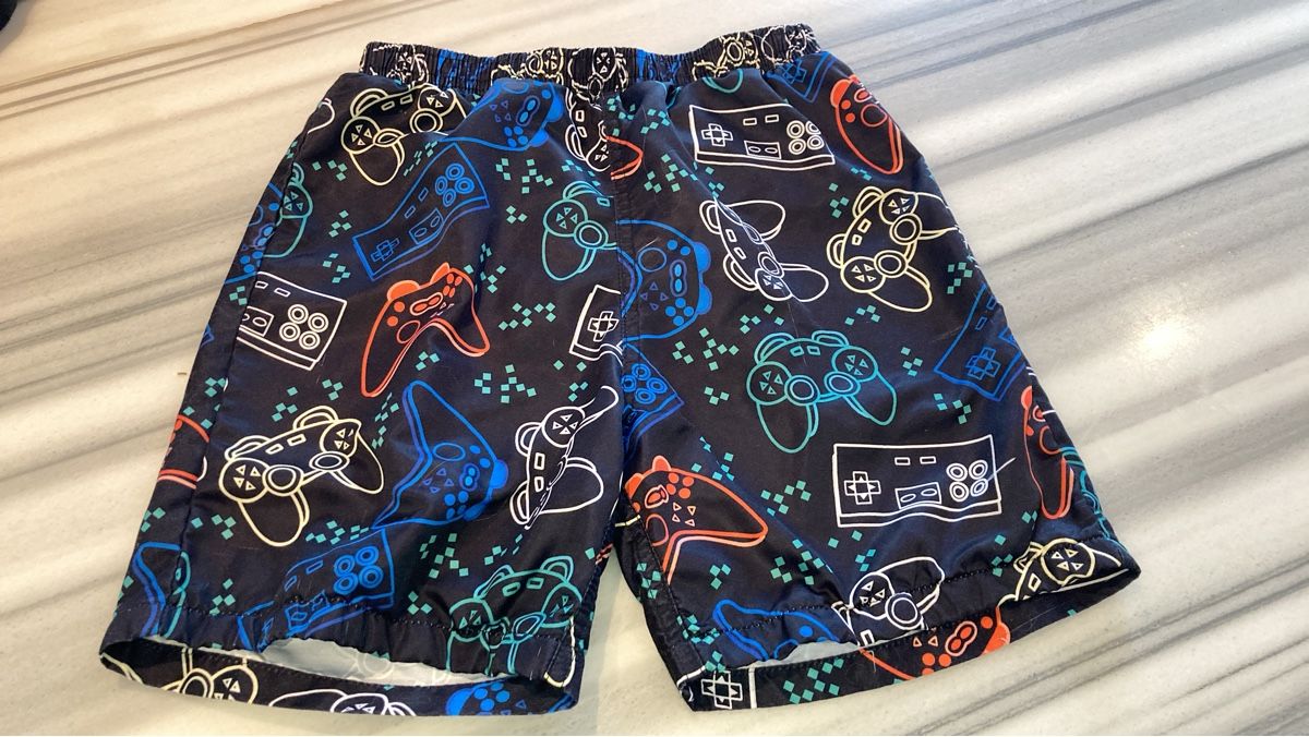 Costumi da bagno: Gamer Kontroller Badehose Grösse 148 – Usato da Morschach venduto da leonie87