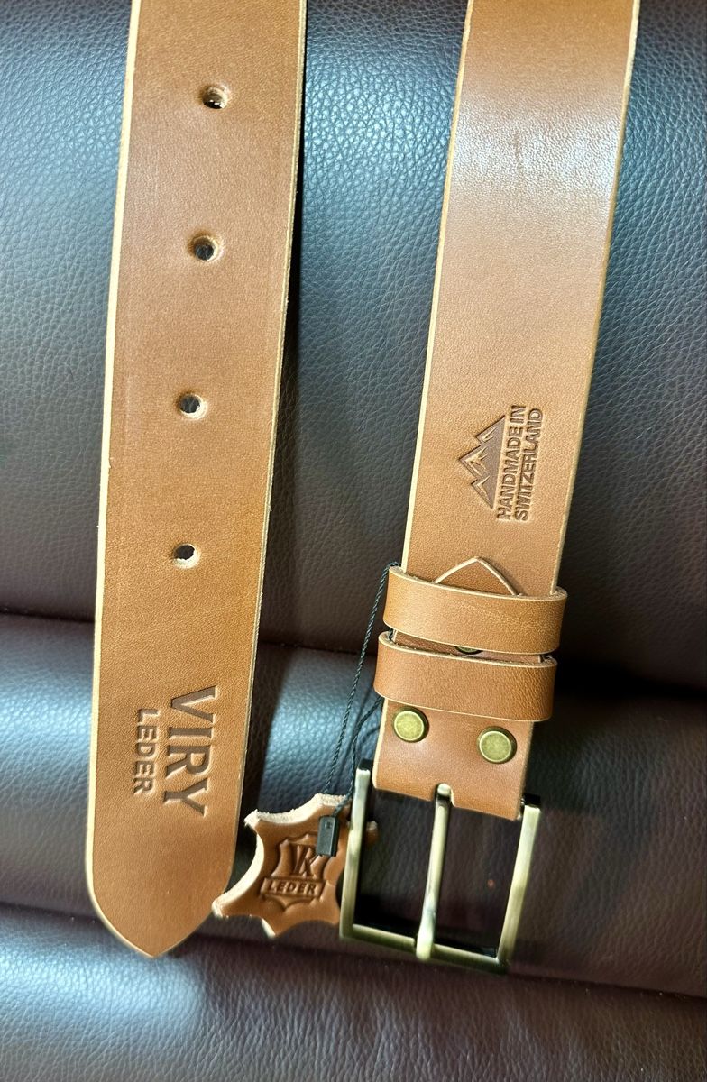 Cinture: Handgefertigter Gürtel aus Premium-Leder – Nuovo e nell'imballaggio originale da Mettmenstetten venduto da vad_57p2 7