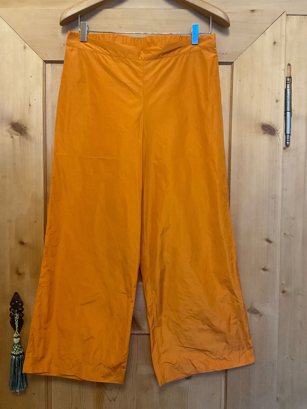 Katharina Hovman Pantaloni: Katharina Hovman Designer Taft Hose weit orange – Nuovo (secondo la descrizione) da Scuol venduto da Lotus2020