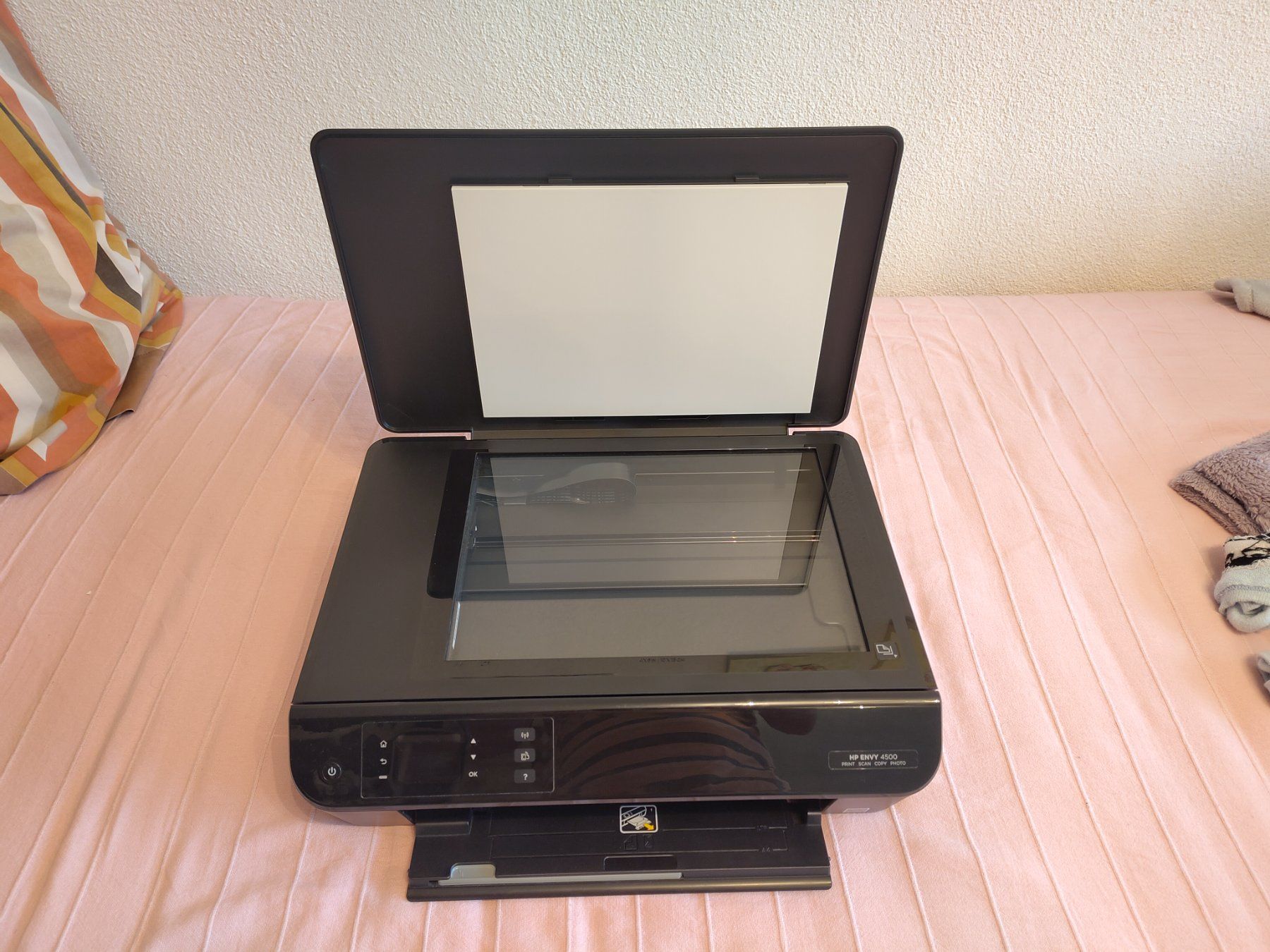 Hewlett Packard Drucker: HP Envy 4500 Drucker, Scanner Plus 2 x Druckerpatronen – Gebraucht aus Herznach von mljohn 2