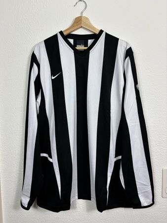 Nike Sporttrikot