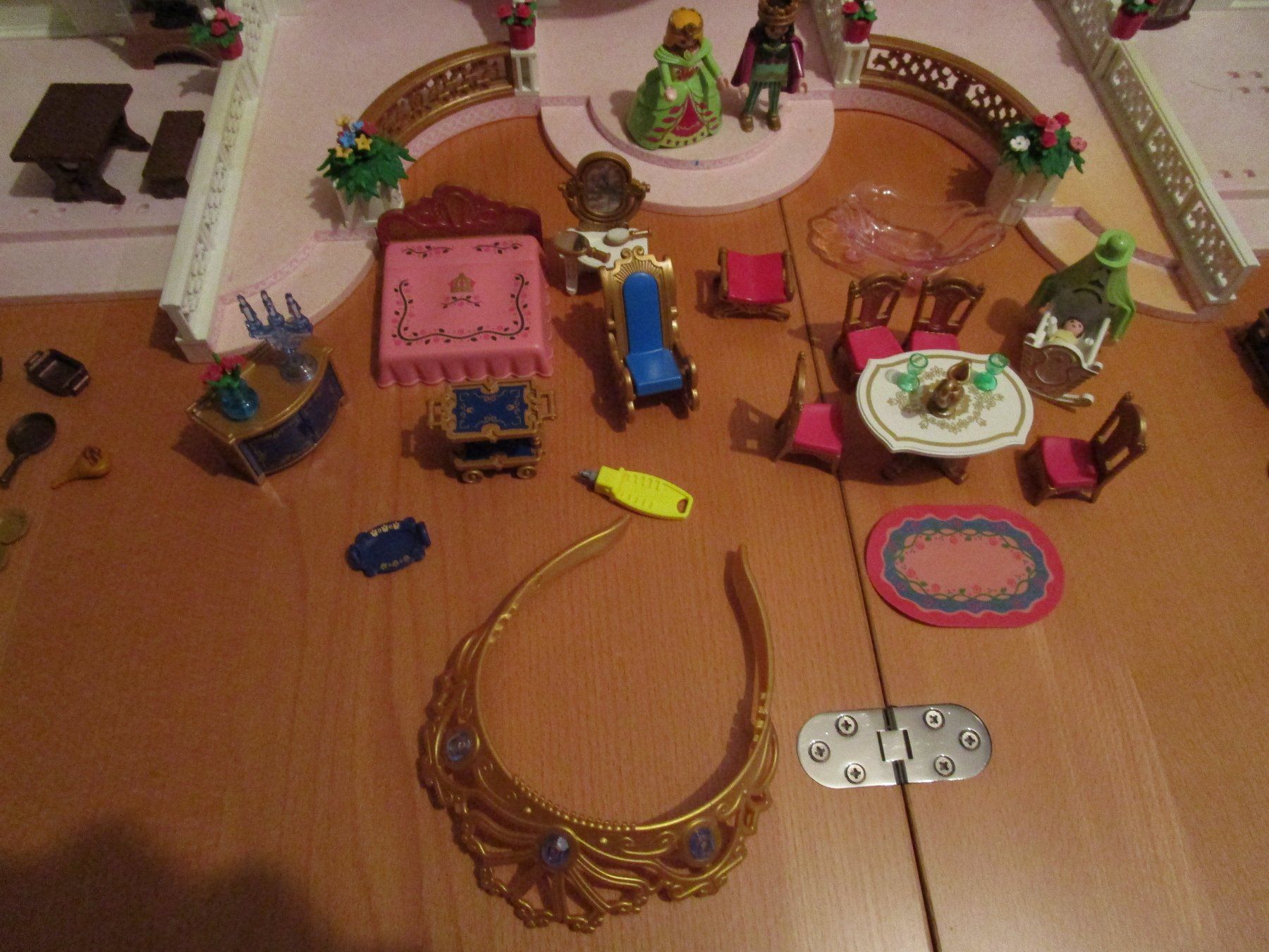 Playmobil Giocattoli: Playmobil - Schloss mit 2 zusatz – Usato da Wetzikon ZH venduto da Storchadebar 1