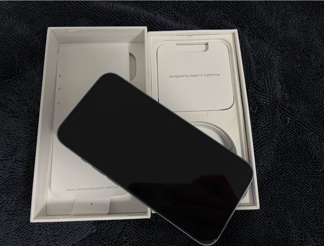 Apple Handys / Smartphones: iPhone 14 (256GB) Akku 95% – Gebraucht aus Luzern von Waince786 1