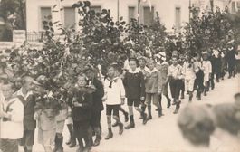 Zürich (ZH) Sechseläuten 1935 Kinderumzug Fotokarte