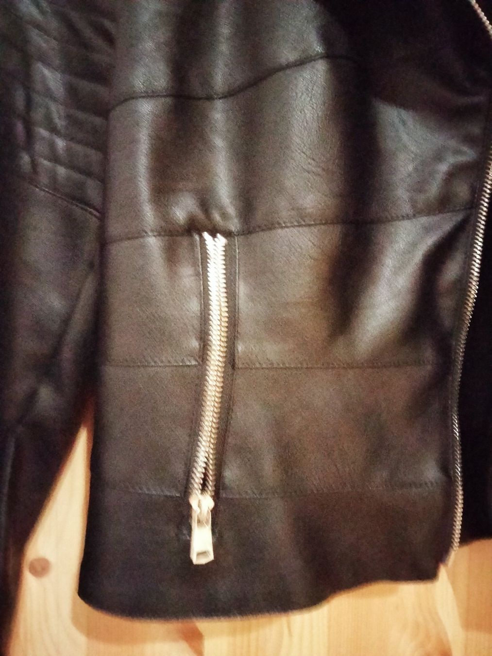 Shein Giacche: M Shein Kunstleder Jacke bikerjacke – Usato da Lopagno venduto da CLep 2