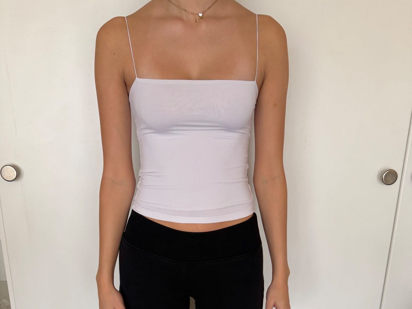 Tops: Haut simple amisu – D'occasion à Bottens par lal_plz7