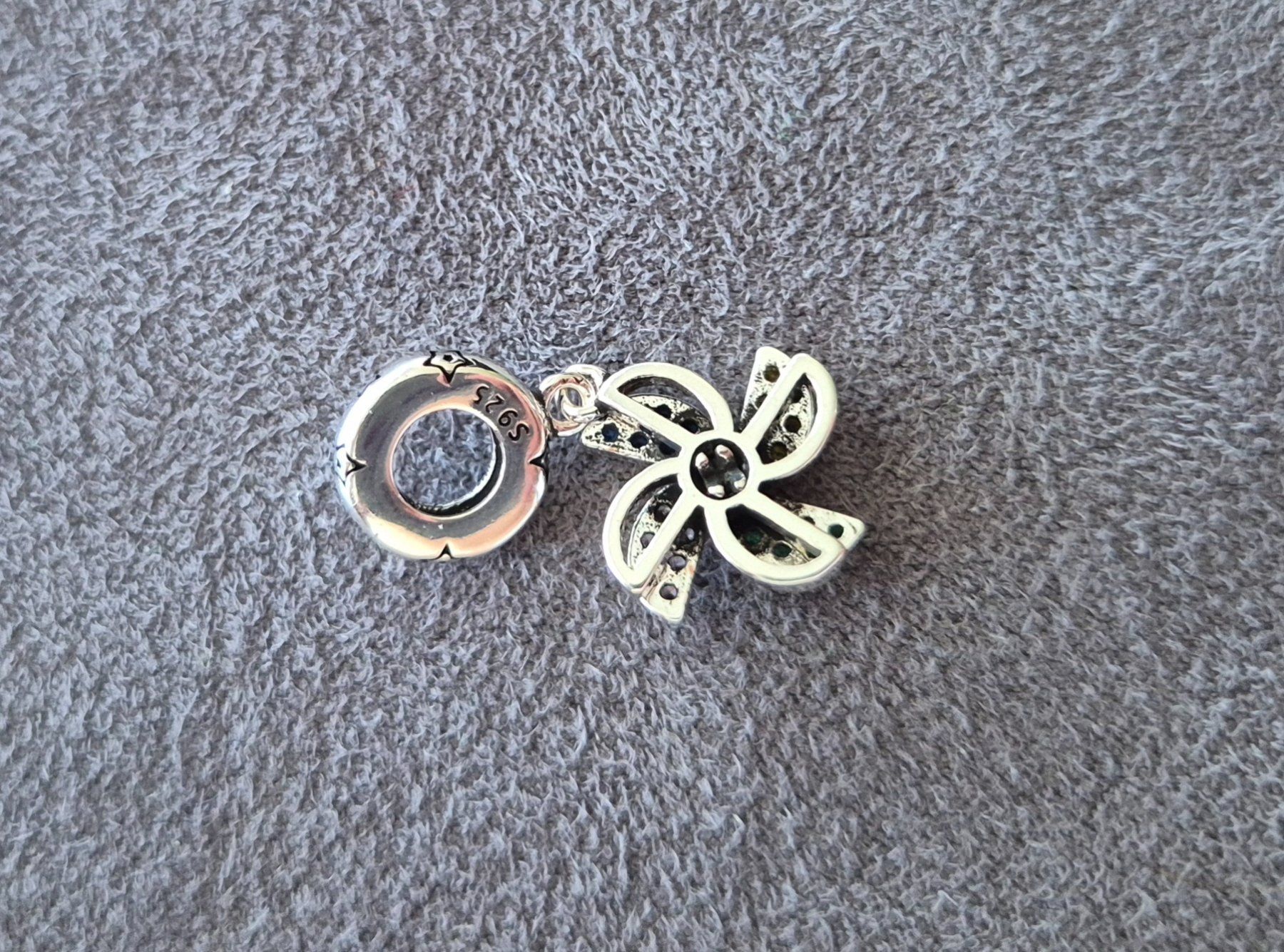Ciondoli: Charm Windrad drehend +Garantie – Nuovo (secondo la descrizione) da Rotkreuz venduto da Carbone_Bijou-Shop 3