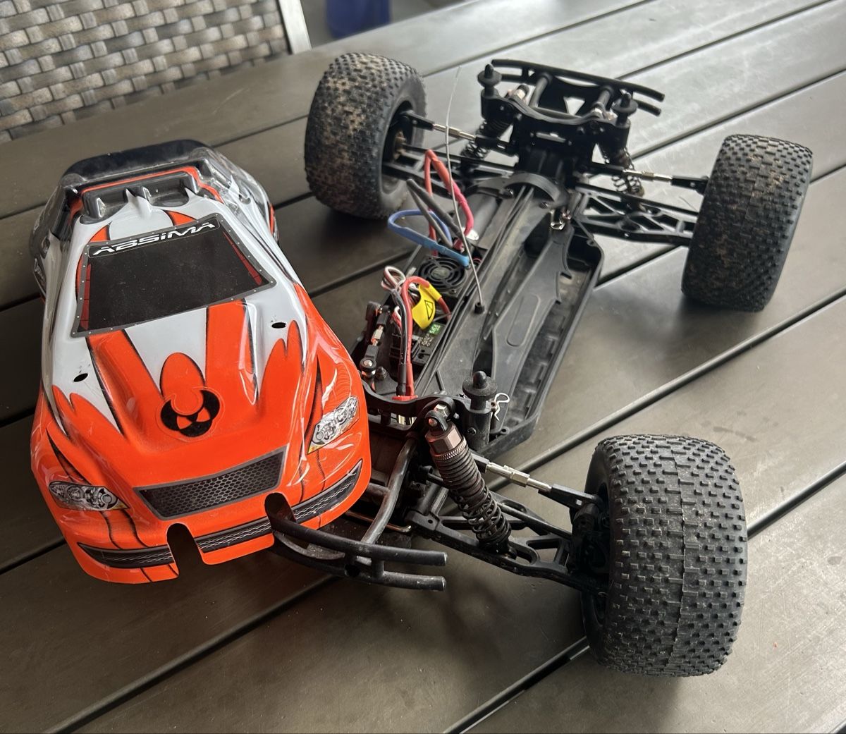 Modellismo RC: 1:10 EP Truggy AT 2.4 4WD Kit – Usato da Wichtrach venduto da obr_g67l 2