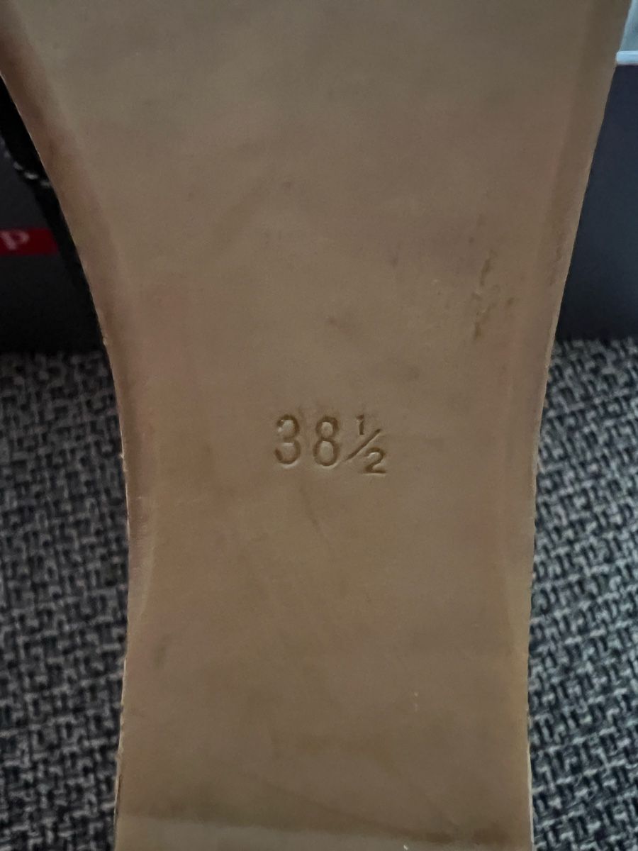 Prada Scarpe da donna: Prada Sandalen 38.5 – Usato da Zürich venduto da Walllstreet 9